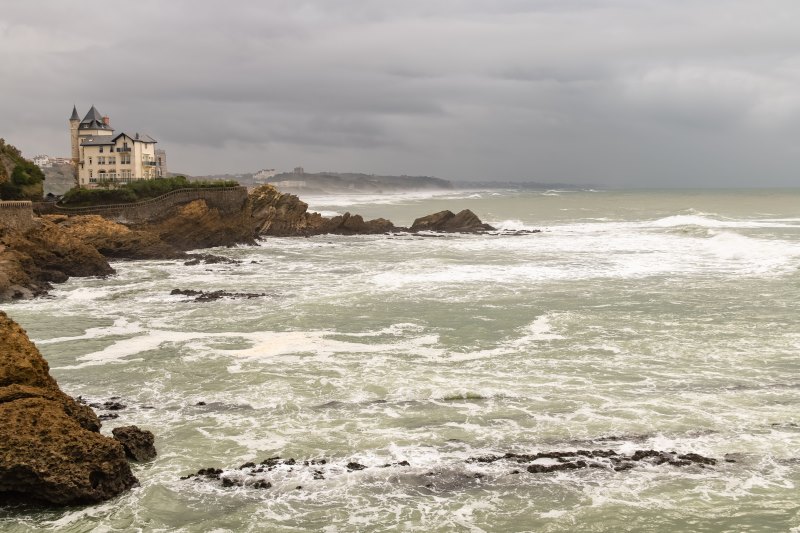 plage-de-la-côte-des-basques-biarritz