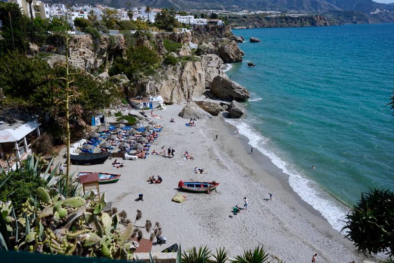 playa-de-maro-nerja