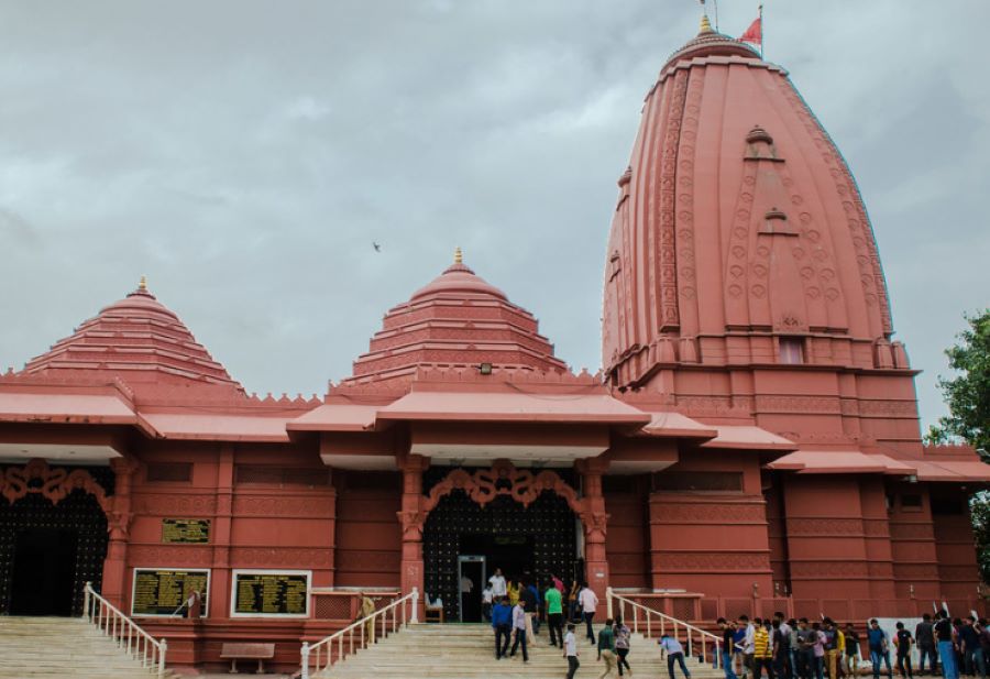 isckon temple in surat