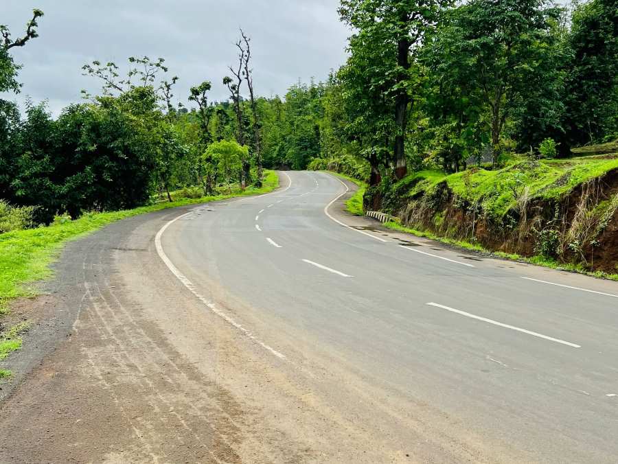 beautiful saputura hill station in gujarat