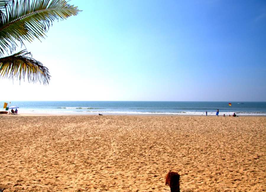 sernabatim beach in goa