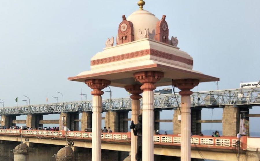 shanishwara temple in vijayawada