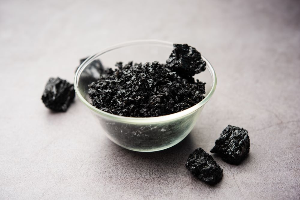 shilajit-or-shilajeet-in-ayurvedic-medicine