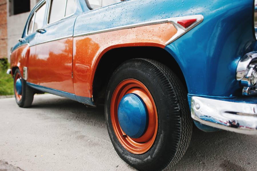 side skirts on a vintage retro car