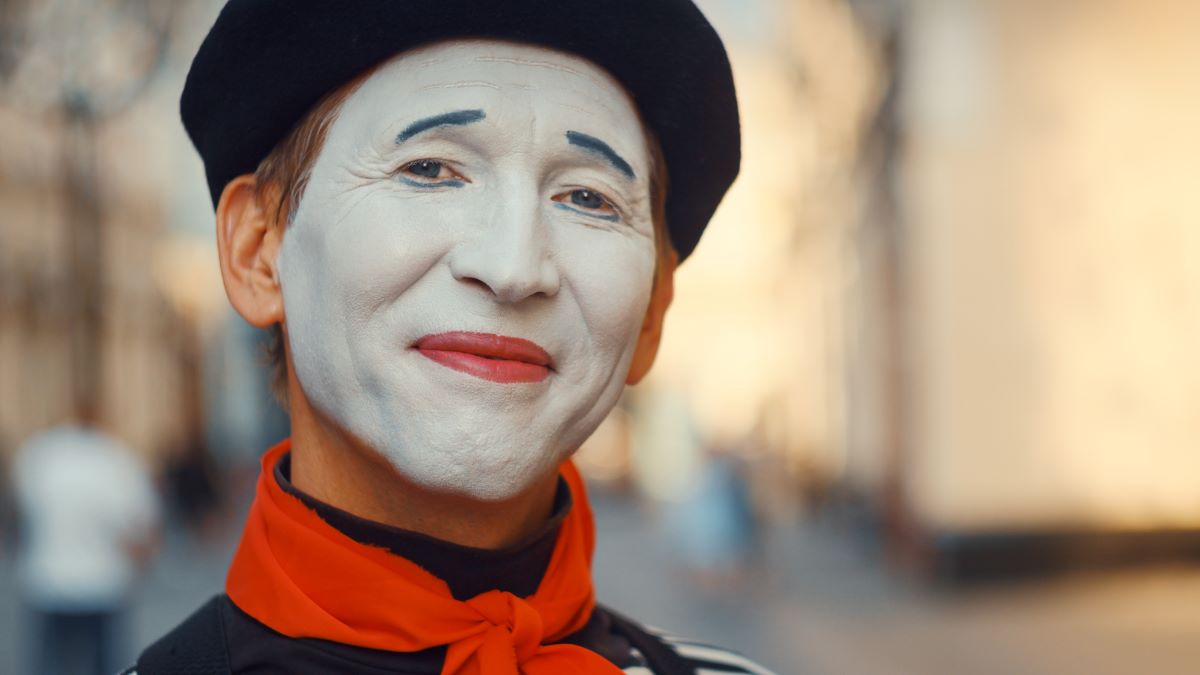 mime artist scam