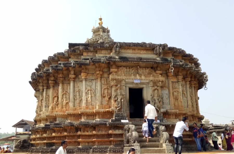 sringeri sharada temple in chikkamagaluru