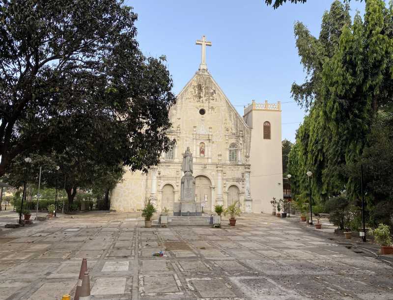 st andrew church in mumbai