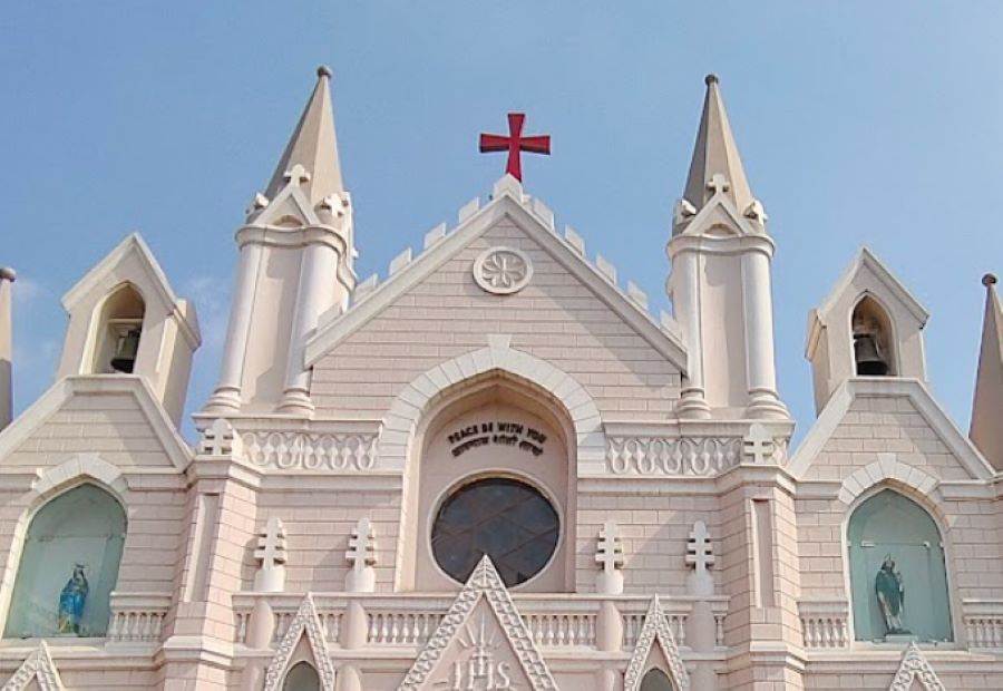 st patricks cathdral in pune