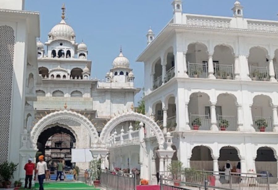 takht shri harimandir sahib in hajiganj