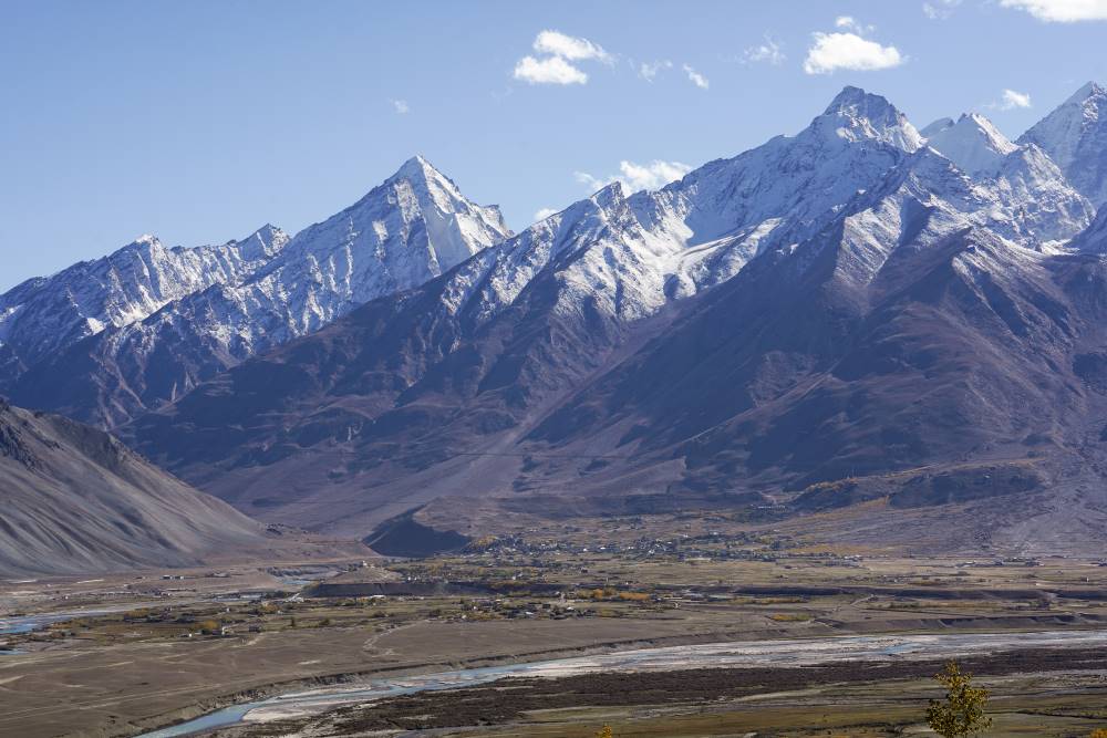 tantse gompa hills