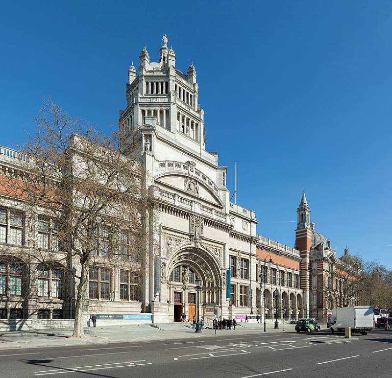 the victoria and albert museum cromwell road