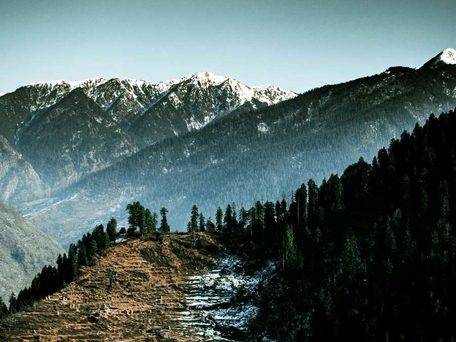 trithan valley is the best bike trip places from shimla