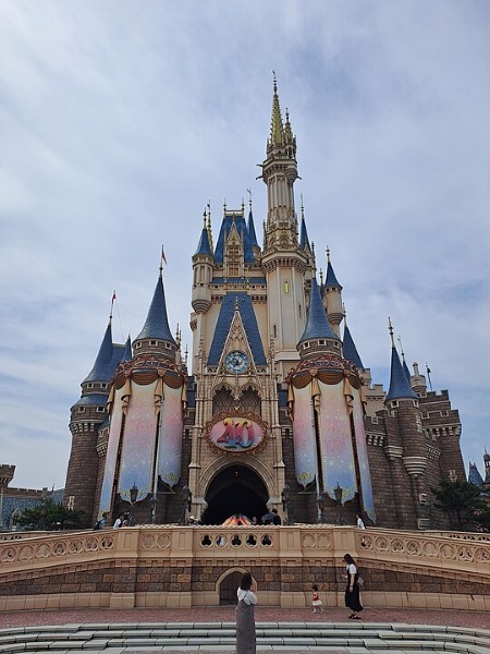 tokyo-disneyland-urayasu