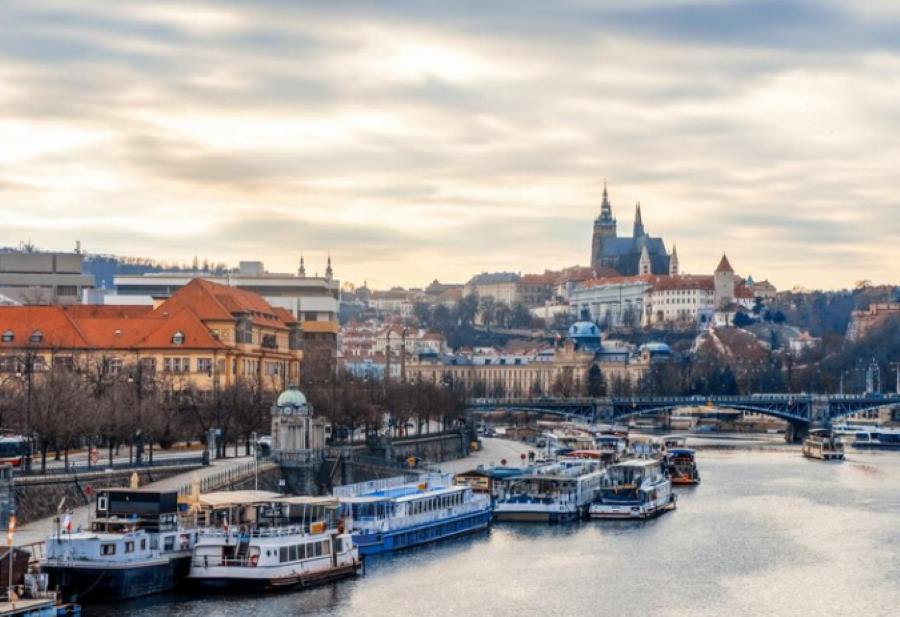 prague lake view