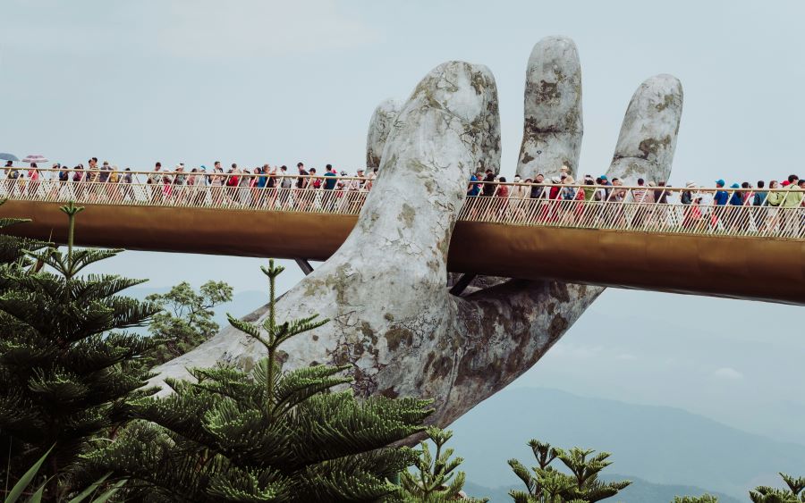 golden bridge vietnam