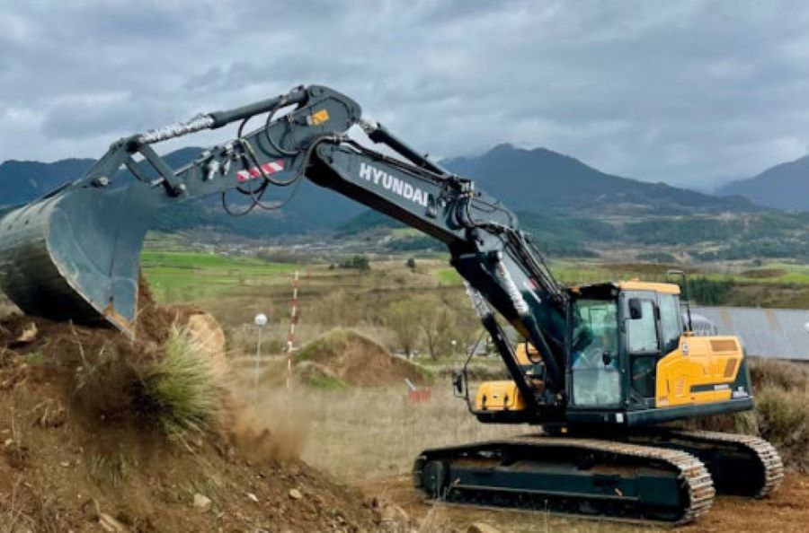 uses of an excavator