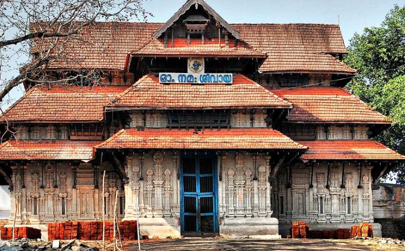 vadakkumnthan temple in thrissur