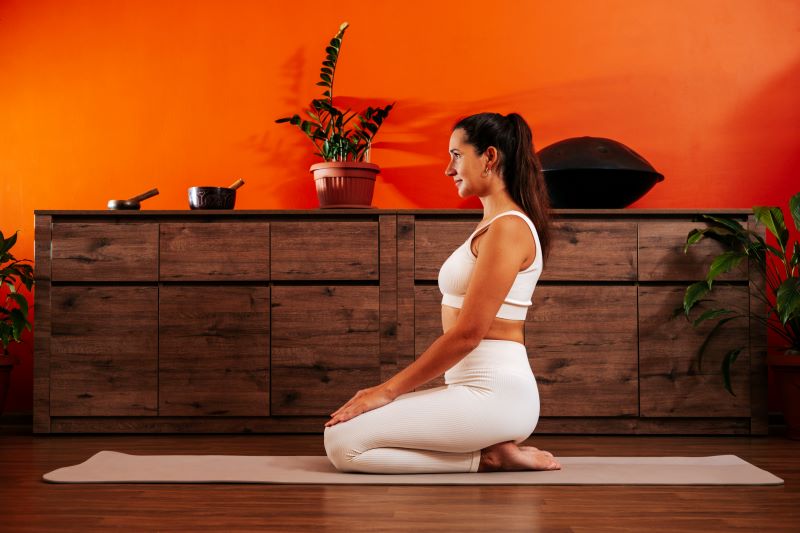 Steps of how to perform Vajrasana