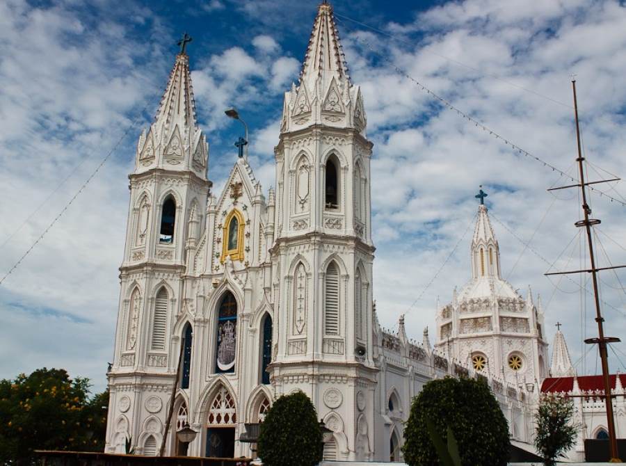 beautiful velankanni Church in Tamil Nadu