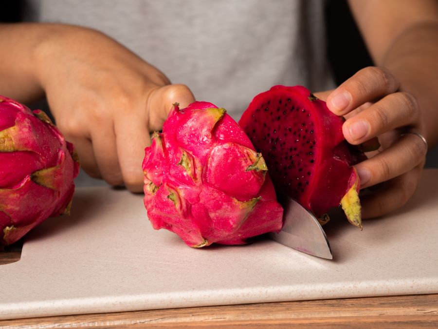 can i include eating dragon fruit in diet plan