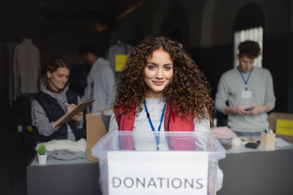 girl with donation box 