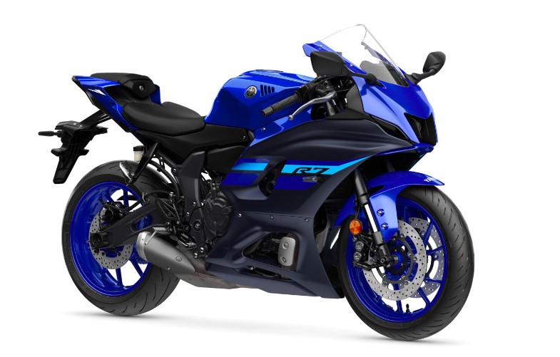 Yamaha R7