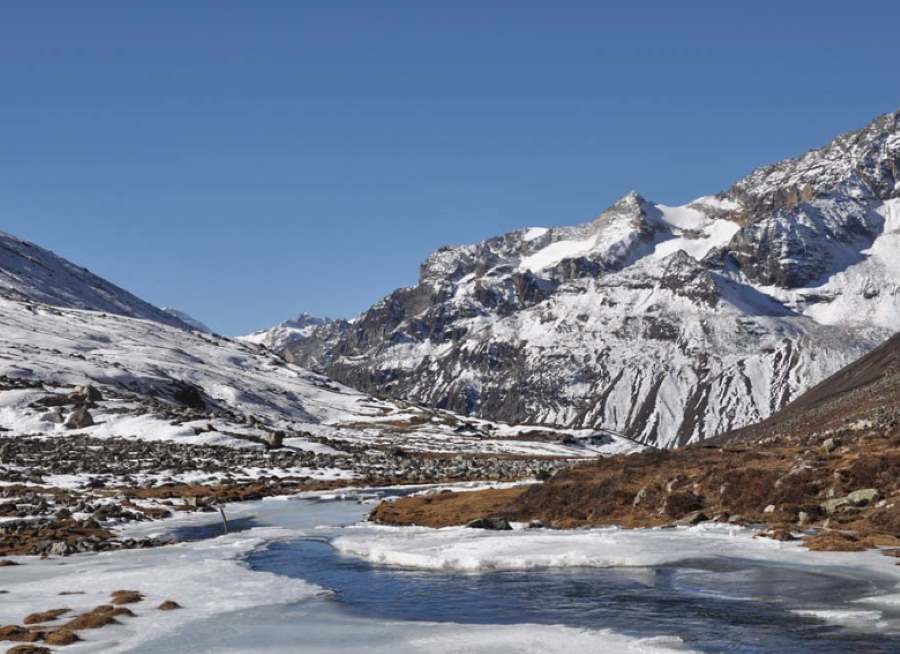 yumesamdong lake in sikkim