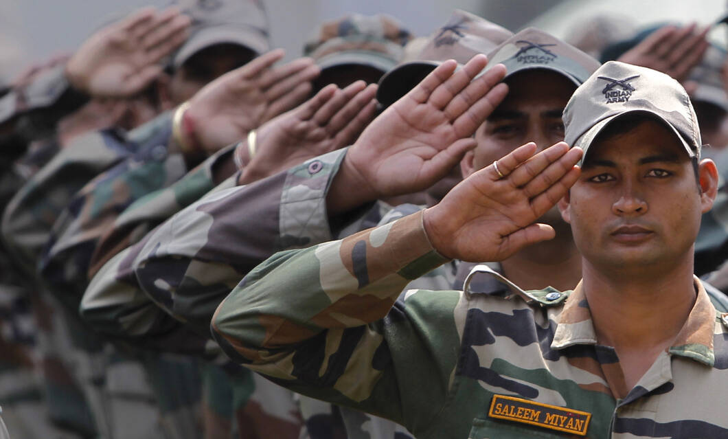 retirement age for indian defence personnel