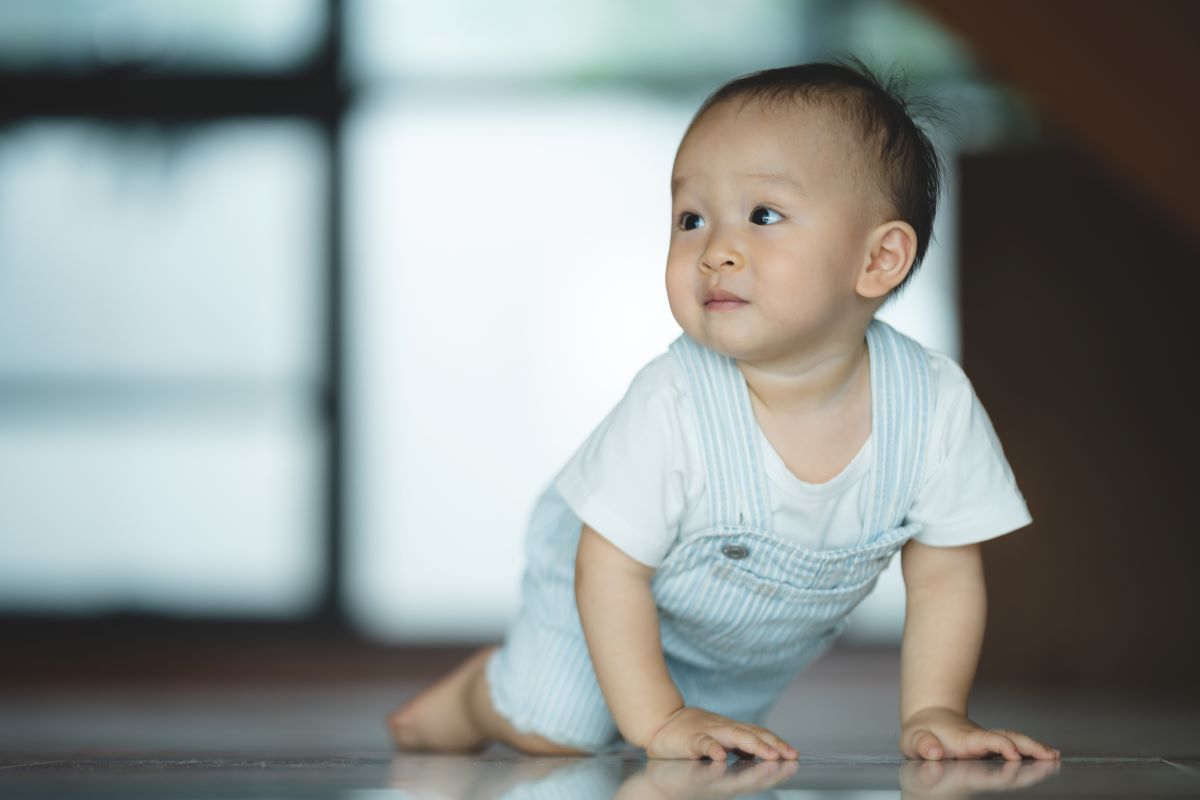 baby crawling